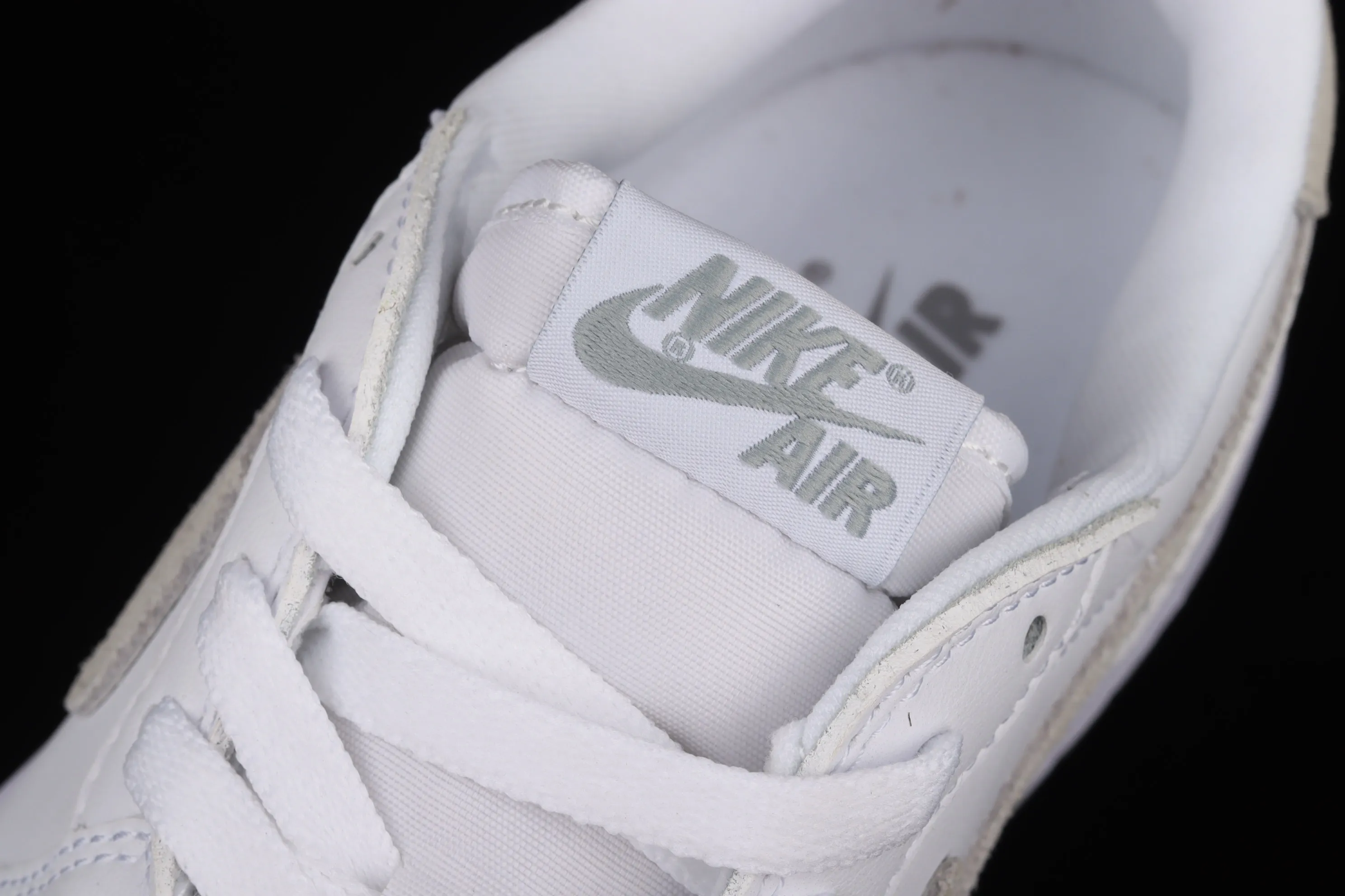 All categories Air Jordan Jordan series basketball shoes Air Jordan 1 Low Air Jordan 1 Low OG AJ1 Joe 1 white and gray color low-top basketball shoes CZ0858-100